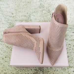 Kittenish Desert Rose Mesh Booties